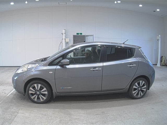 Nissan Leaf X – Sliver