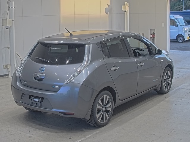 Nissan Leaf X – Sliver