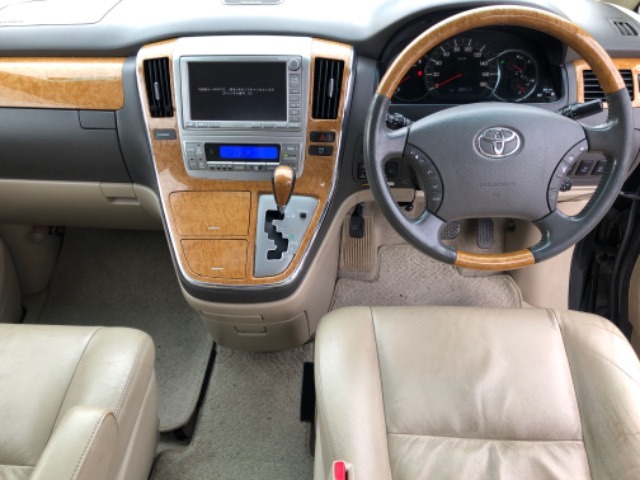 Toyota Alphard G Prim selection White