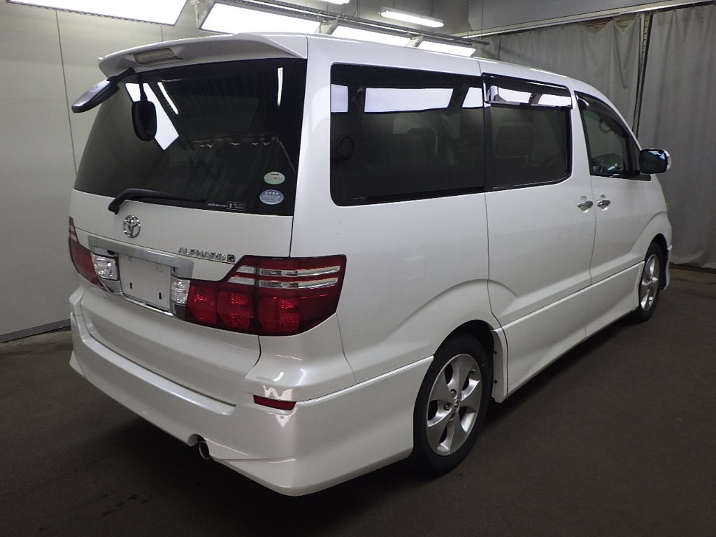 Toyota Alphard White