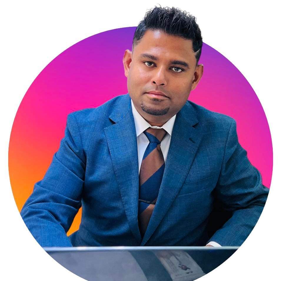 Kelum Bandara (Chief Executive Officer)